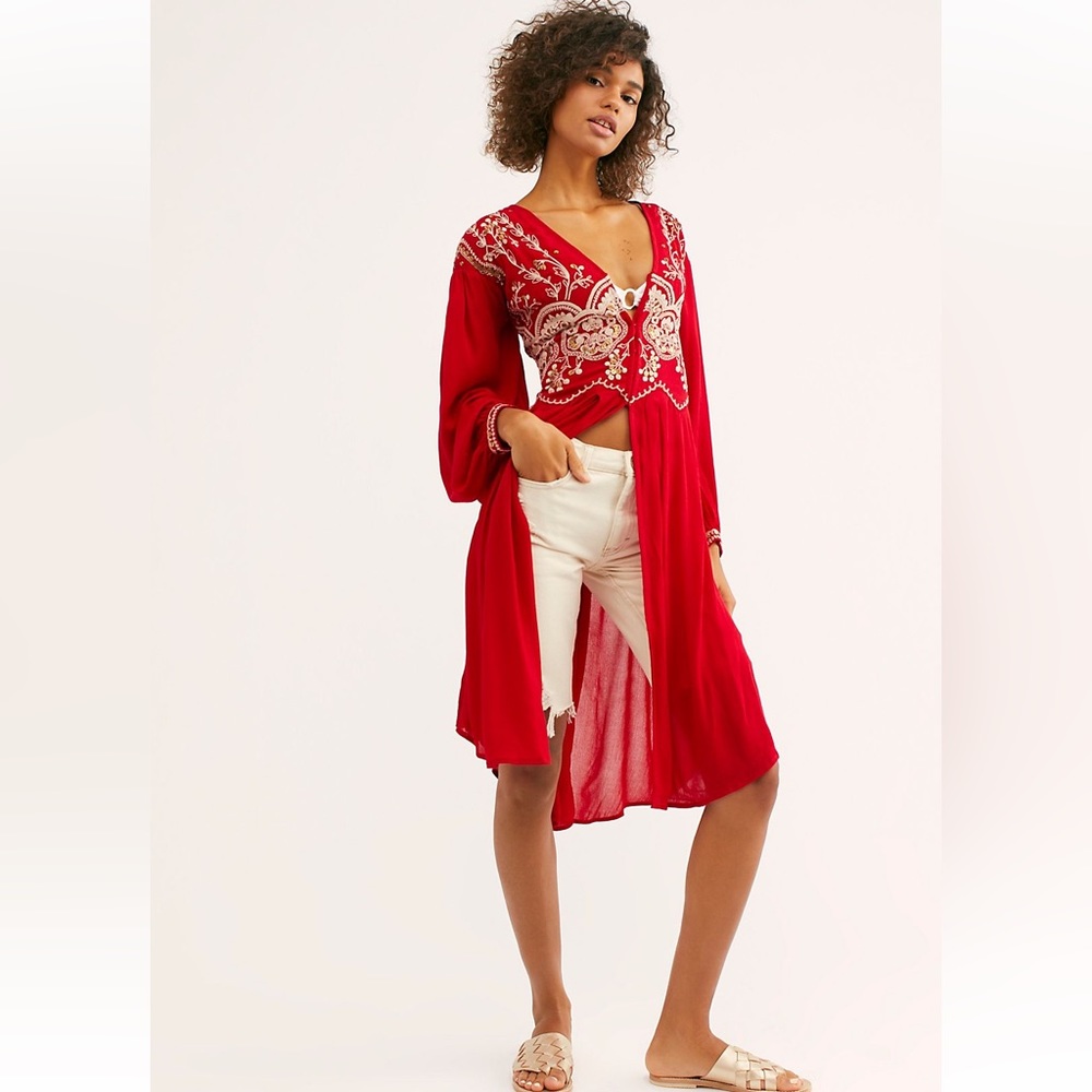 Free People Beautiful embroidered red statement top sz Small